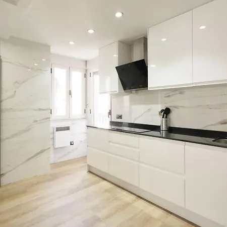 Precioso Barrio Del Oeste *