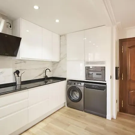 Precioso Barrio Del Oeste Apartamento